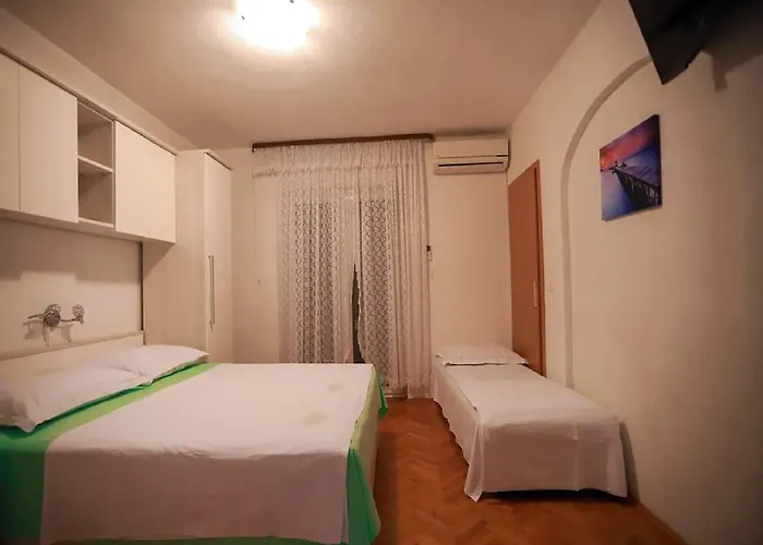 Pezo Baška Voda