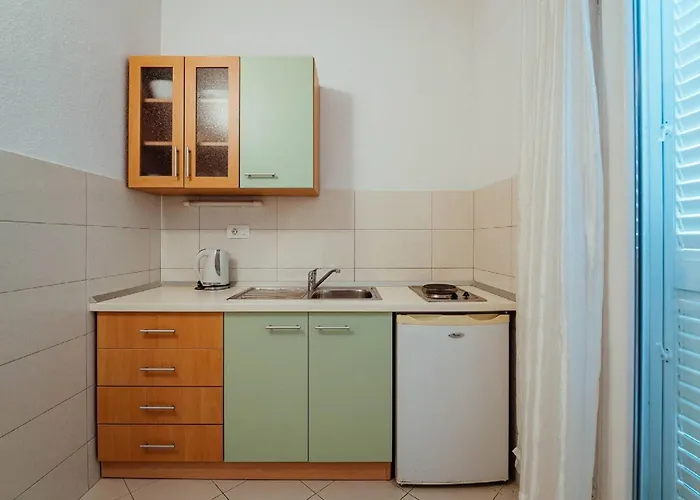 Pezo Baška Voda