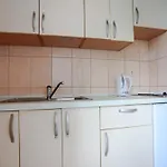 Pezo *