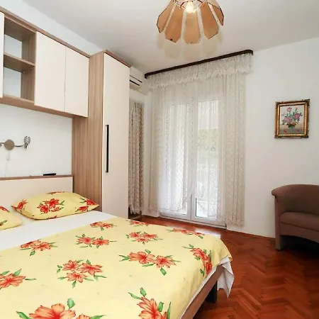 Pezo Apartment *