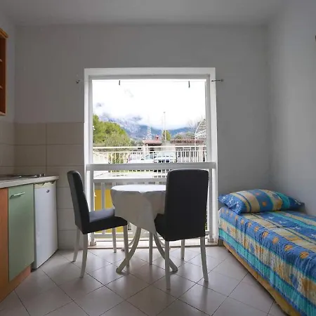 Apartment Pezo *