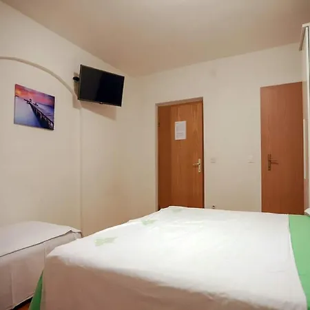 Pezo Baska Voda