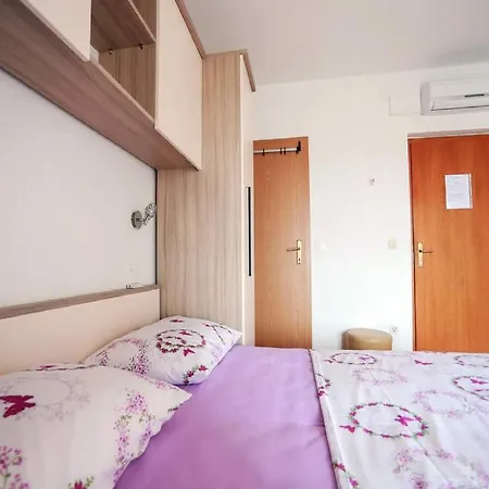 Apartment Pezo Baska Voda