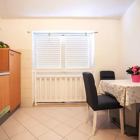 Pezo Apartment *