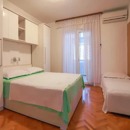Apartment Pezo
