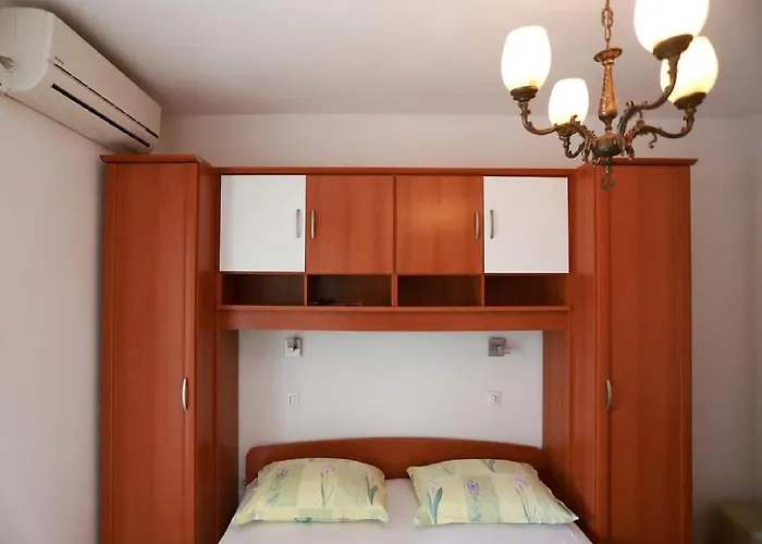 Pezo * Baška Voda
